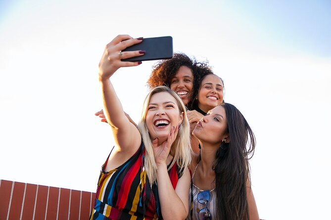 Bangkok Selfie Expert Tour: Little India, Wat Traimit & Wat Pho - How much value do you get for $119.39?