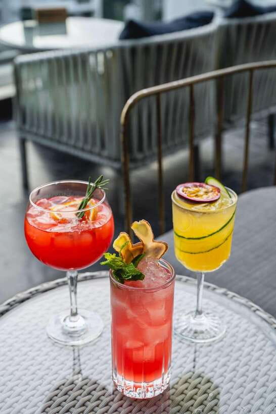 Bangkok: Sky on 20 Rooftop Bar With Free Flow Drinks - Key points to know before booking