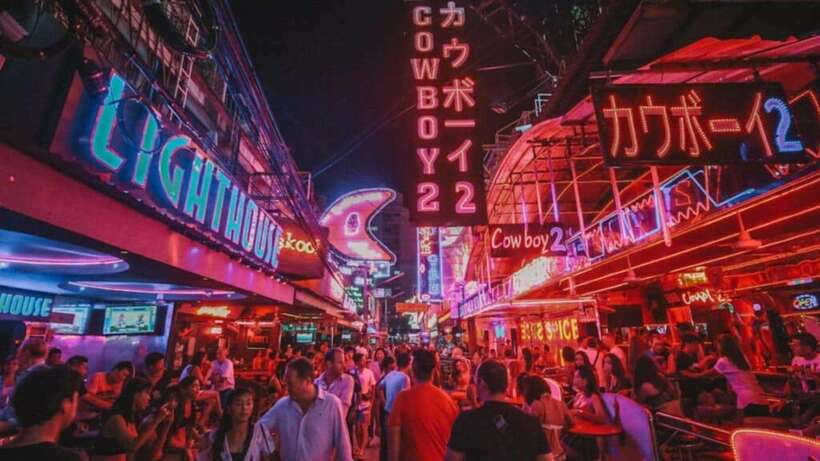 Bangkok: Soi Cowboy, Nana, Soi 11, Rooftops, Clubs & Go Go’s - Penny Black Asoke and the Soi Cowboy walk-through