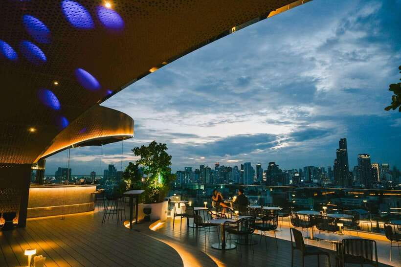 Bangkok: SOL and LUNA BKK Rooftop F&B Packages - Practical timing, transport, and dress advice