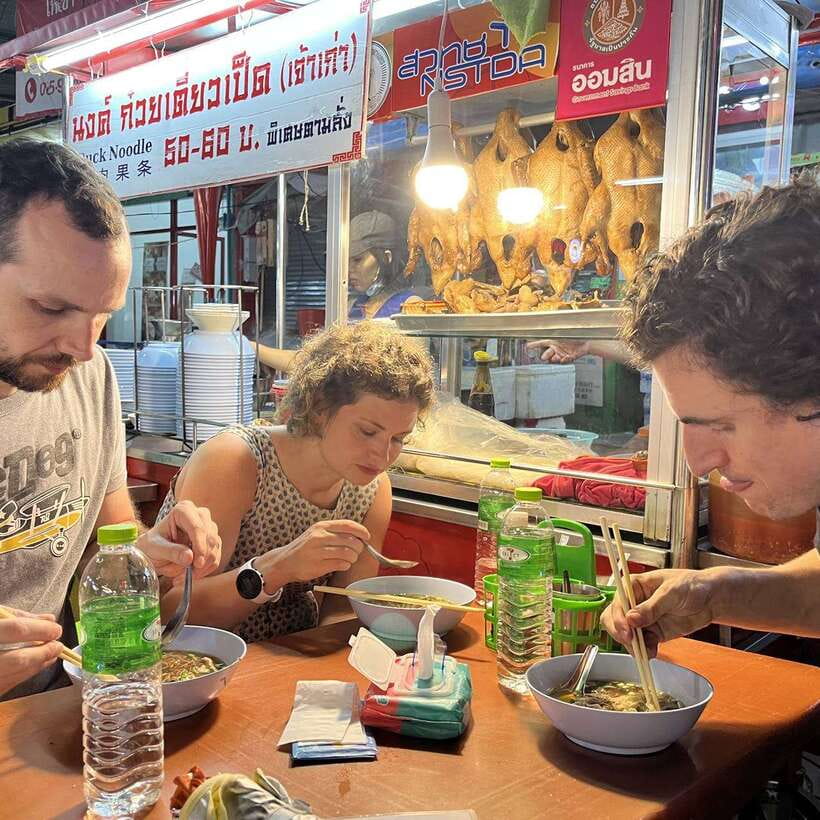 Bangkok: Street Food Tasting Tour at Night - What the guides add to the experience