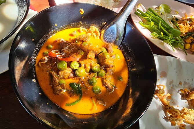 Bangkok Street Food Variety Cultures Local Tasty - Starting in Samphanthawong at Plaeng Nam Road