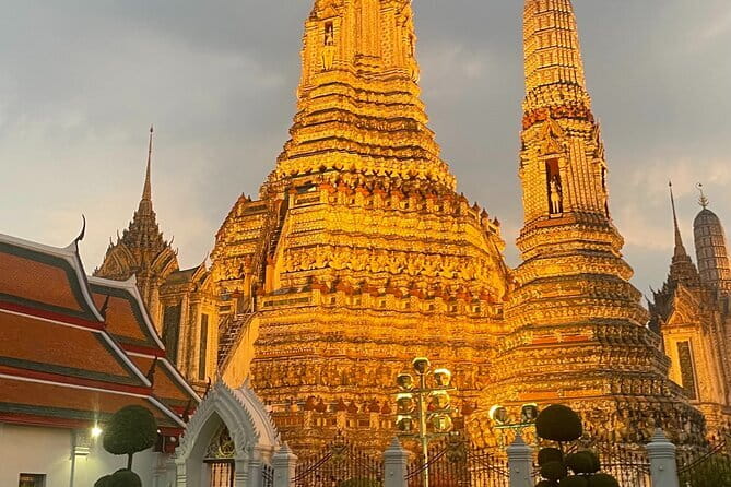 Bangkok : Sunset Food tour by Tuk Tuk boat with big Buddha view - Why this evening tour works in Bangkok