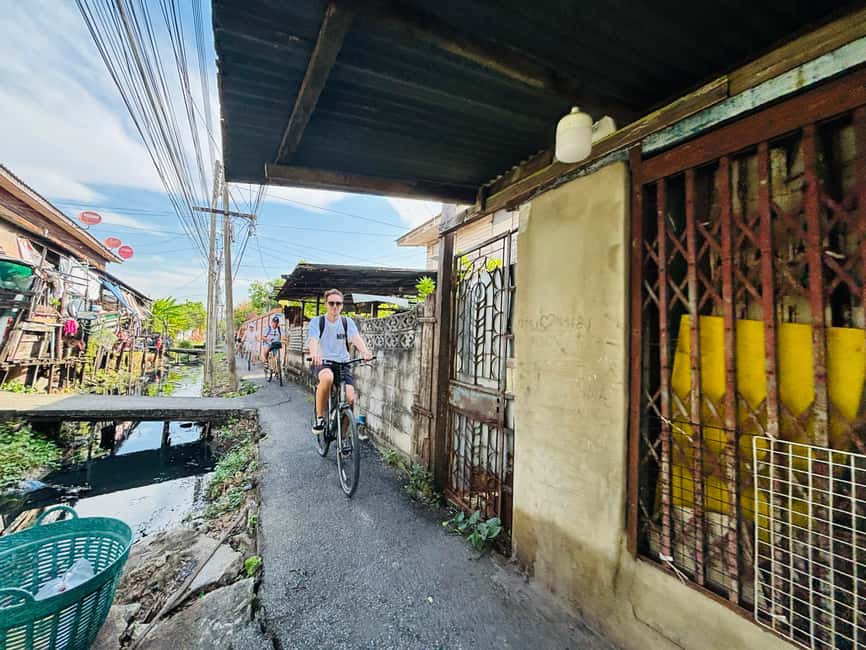 Bangkok: Temples, Canals & Local Life Bike Tour - From Phlu Market into everyday Bangkok