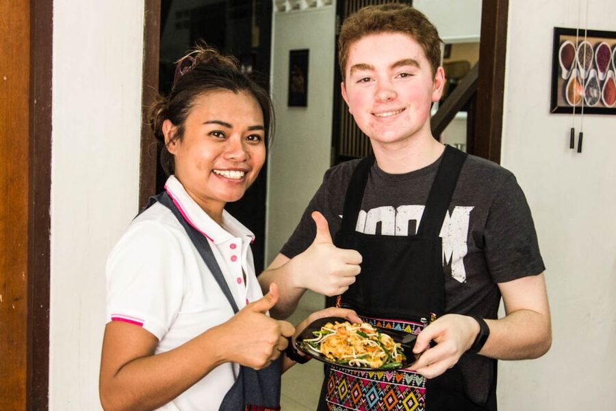 Bangkok: Thai Cooking Class and Onnuch Market Tour - Who should book this Bangkok class?