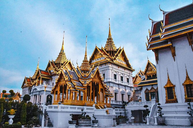 Bangkok: The Grand Palace, Wat Pho, and Wat Arun Walking Tour - Tha Tien and the short river ferry