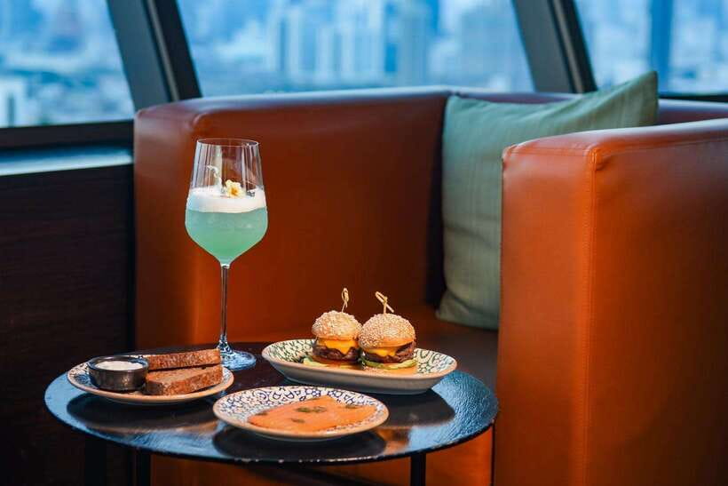 Bangkok: ThreeSixty Jazz Lounge at Millennium Hilton - Jazz adds atmosphere, but check the schedule
