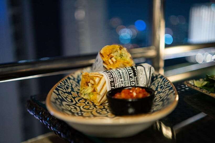 Bangkok: ThreeSixty Rooftop Bar at Millennium Hilton - Drinks, service, and the pace of the evening