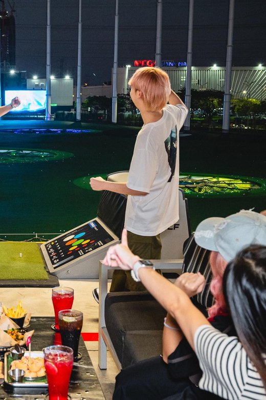 Bangkok: Topgolf Megacity Packages - The social atmosphere is part of the attraction