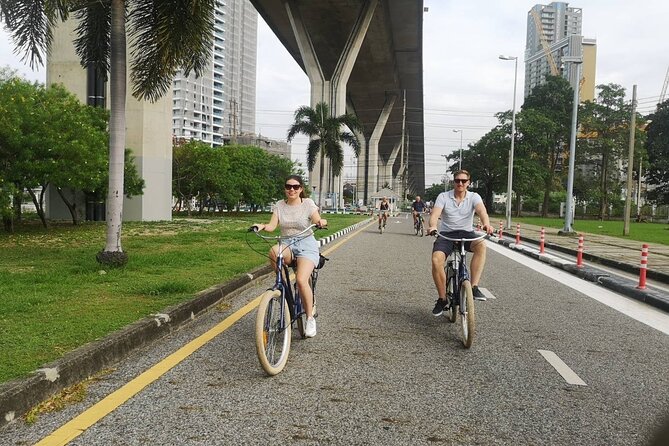 Bangkok Tour by Boat and Bike - Five hours of cycling through local Bangkok