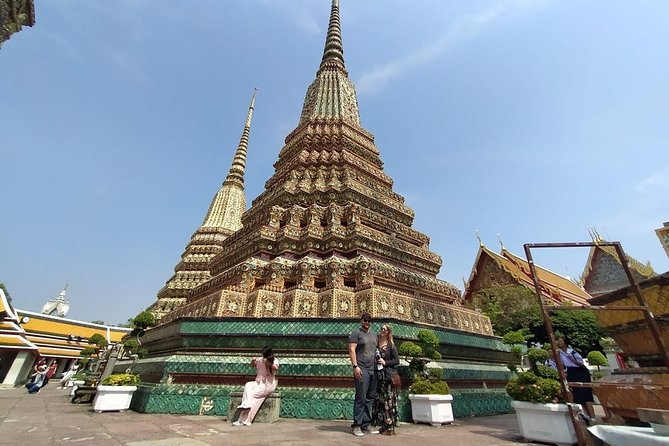 Bangkok Tour: Highlights & Hidden Gems & Long Tail Boat - Pickup, meeting point, and timing