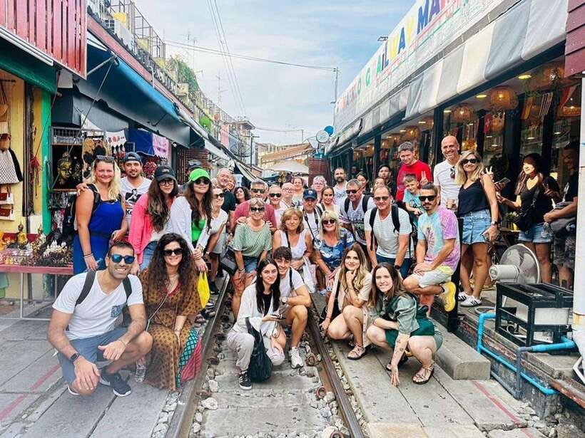 Bangkok: Train Market & Floating Market with Boat Ride - Key points at a glance