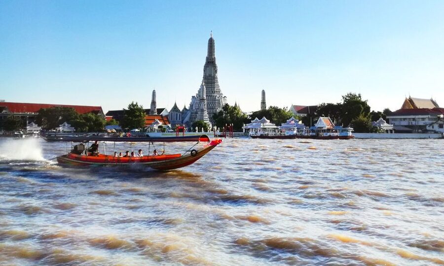 Bangkok: Travstore Original Bangkok Discovery Tour - Wat Saket and the Golden Mount at sunset