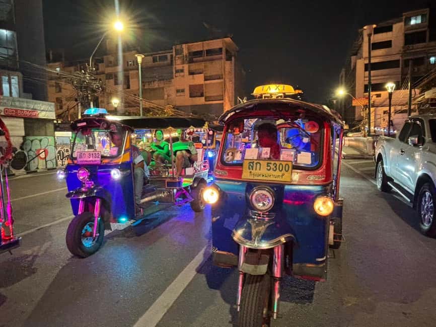 Bangkok: Tuk Tuk Adventure Chinatown Michelin Food & Temples - The old city by tuk tuk