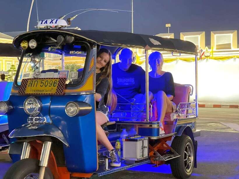 Bangkok Tuk-Tuk by Night with Chinatown Street Food Meal - Why Bangkok at night works so well