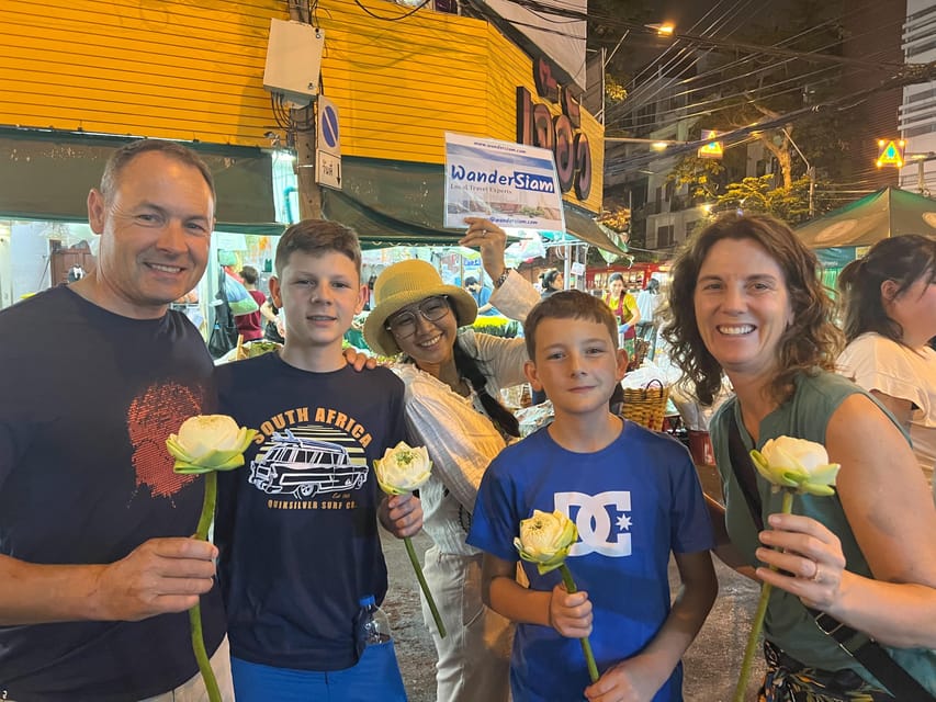 Bangkok Tuk-Tuk by Night with Chinatown Street Food Meal - The guide can make or break the evening