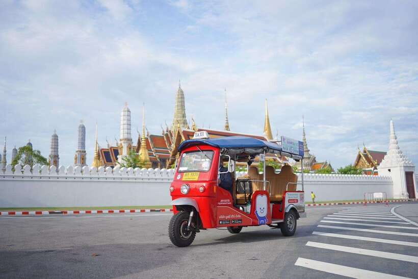 Bangkok: Tuk Tuk Day Pass App & Boat Chao Phraya River - The Chao Phraya boat from 9:00 AM to 6:00 PM