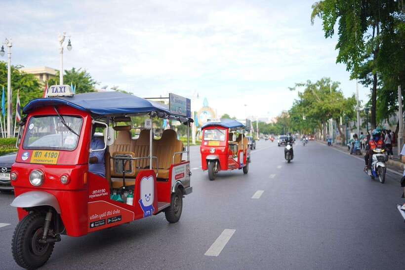 Bangkok: Tuk Tuk Day Pass App & Boat Chao Phraya River - Sukhumvit and Ari: what the Plus option adds