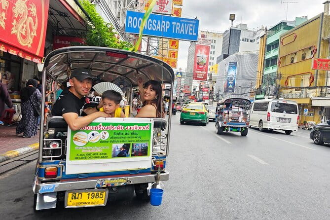 Bangkok TUK TUK Twilight Cultures Market and Food Taste - Bangkok after dark, with the city laid out in small pieces