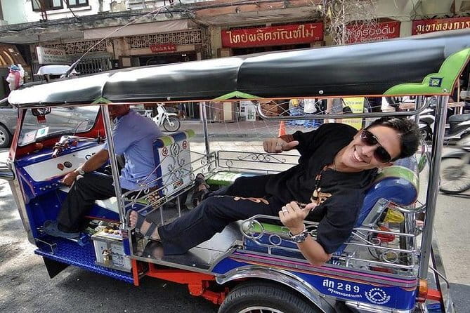 Bangkok TUK TUK Twilight Cultures Market and Food Taste - The Giant Swing: a final landmark with a 100-baht cost