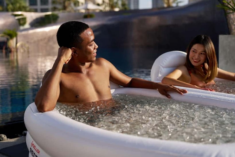 Bangkok: W Hotel Pool & Gym Experience - The spa and 60-minute massage