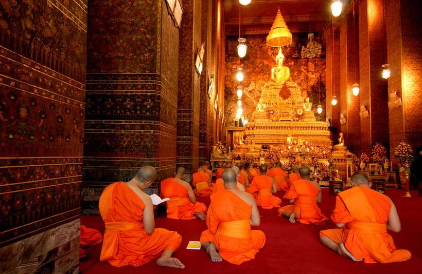 Bangkok: Wat Pho and Wat Arun Guided Walking Tour - Should you book the Wat Pho and Wat Arun tour?