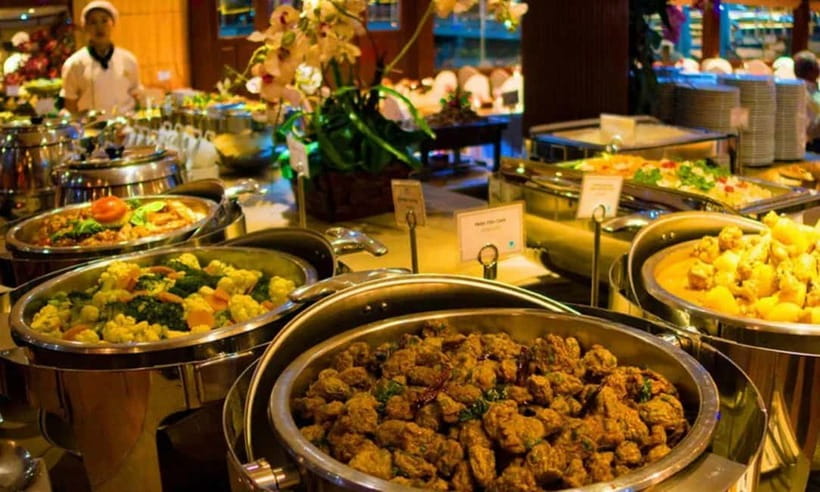 Bangkok: White Orchid Chao Phraya Cruise, Thai Buffet & Beer - Drinks included in the $32 fare