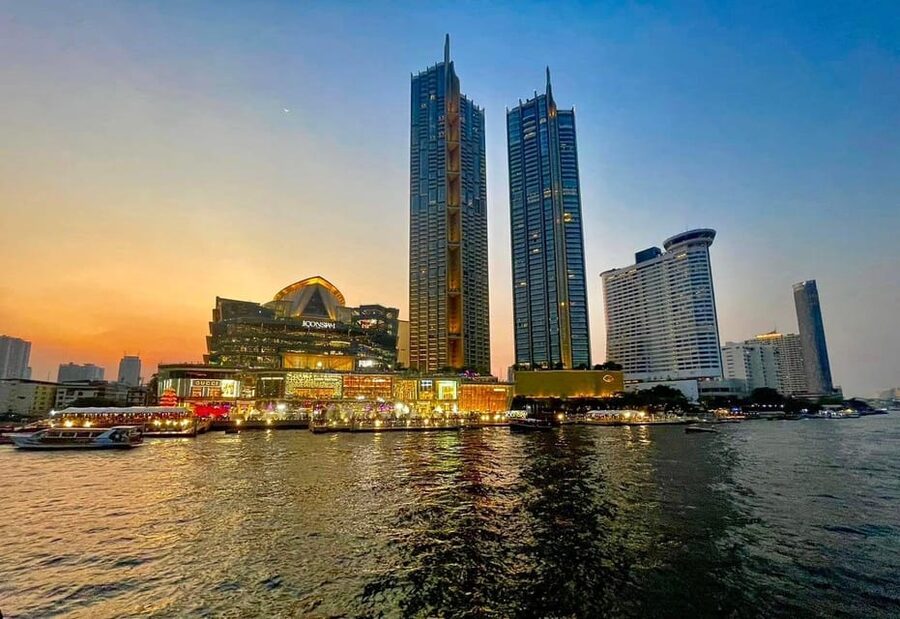 Bangkok with a Private Car and Driver Customizable Tours - Who should book this service?