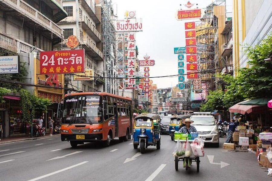 Bangkok with a Private Car and Driver Customizable Tours - What the driver does, and what you must do