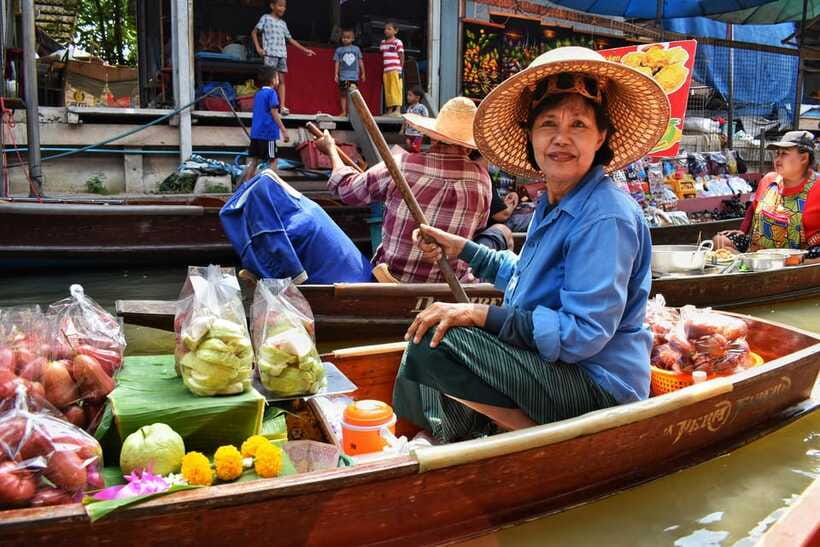 Boat Tour of Damnoen Saduak Floating Market - The value of $48 for up to five people