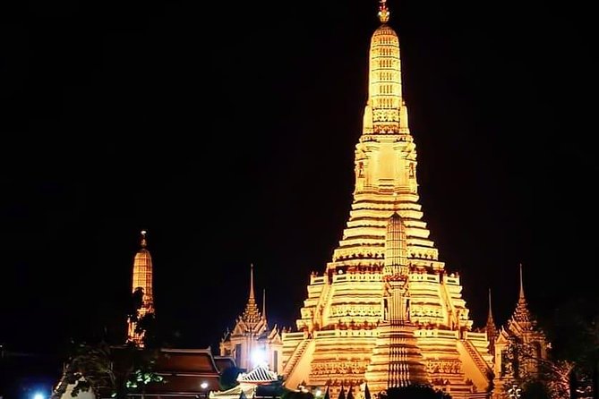 Chao Phraya River Dinner Cruise - Buffet dinner: useful, filling, and not fine dining