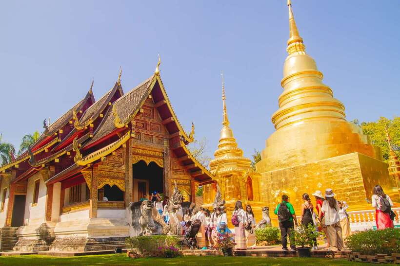 Chiang Mai: 3 Hour Old City and Temples Guided Walking Tour - Key points at a glance