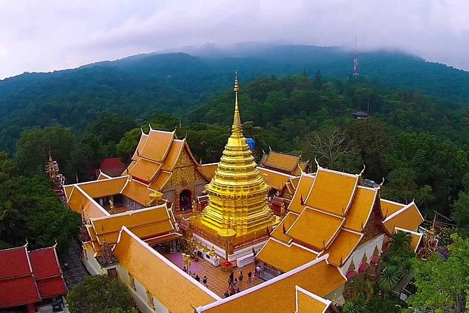 Chiang Mai Best City Tour with Doi Suthep, Pha Lat & Chedi Luang - Chedi Luang and the old city’s center