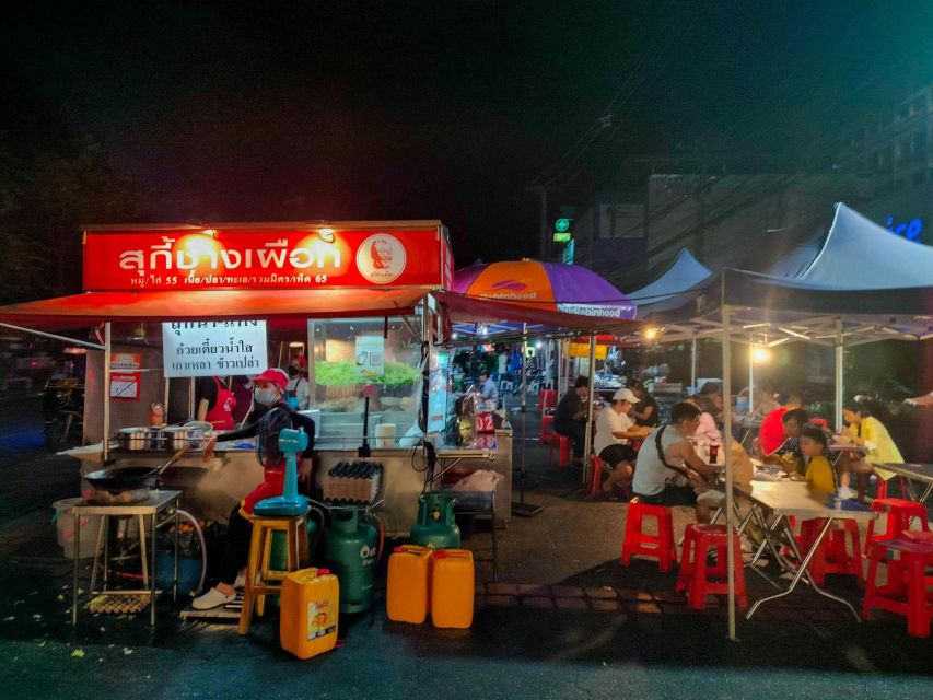 Chiang Mai: Chiang Mai Bar Hopping Guided Night Tour - Why this tour works as a first night in Chiang Mai