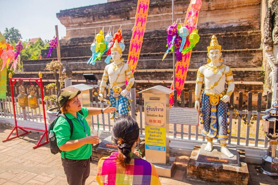Chiang Mai: Chiang Mai Old City Twilight Walking Tour - Who will get the most from this walk?