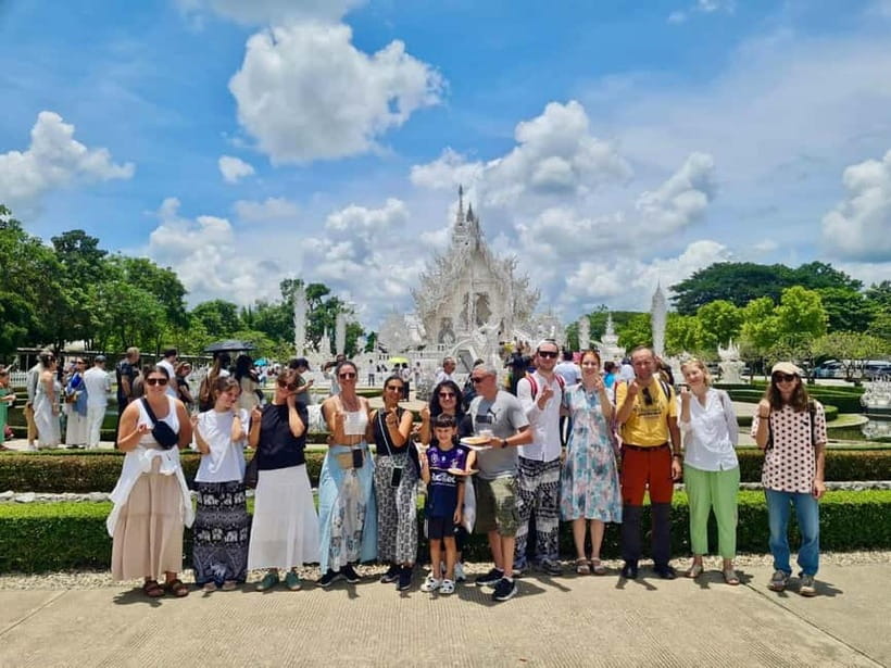 Chiang Mai: Chiang Rai Famous Temples & Hot Springs Day Trip - The morning drive to Mae Kachan Hot Spring