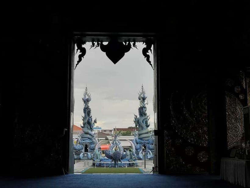 Chiang Mai: Chiang Rai Temples and Long-Neck Karen Village - Lunch and the reality of a long day