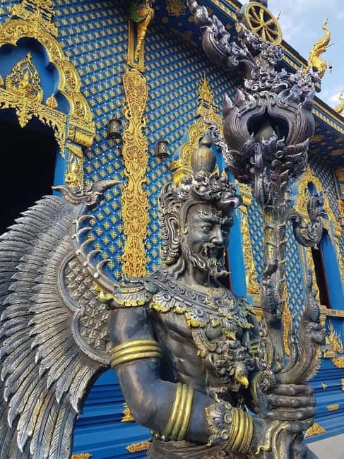Chiang Mai: Chiang Rai Temples and Long-Neck Karen Village - What the $61 price really covers