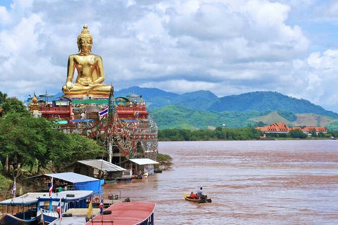 Chiang Mai - Chiang Rai Temples, Long Neck Karen, Golden Triangle - Guides can shape the whole experience