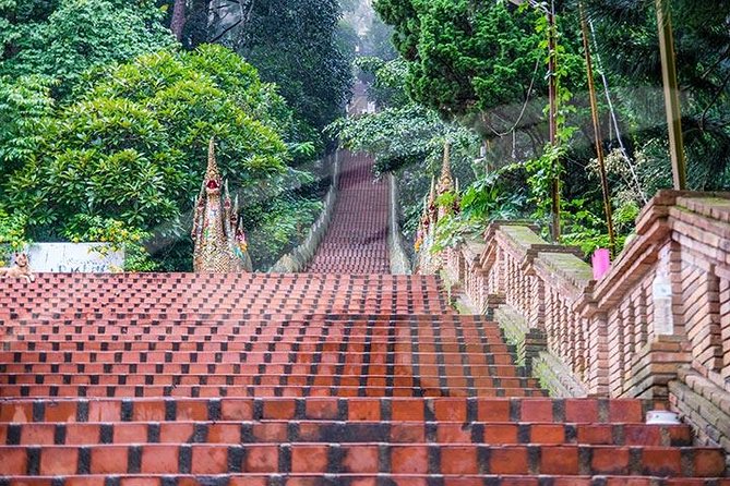 Chiang Mai City and Temples Half-Day Tour - Timing, traffic, and the three-hour limit