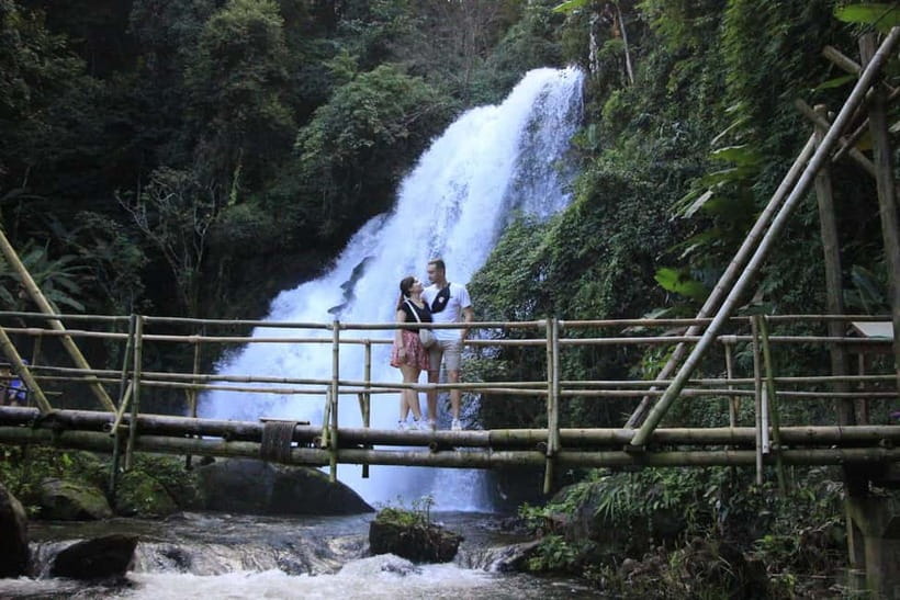 Chiang Mai: Doi Inthanon Hiking & Elephant Sanctuary Program - Hiking Pha Dok Siew through forest and farms