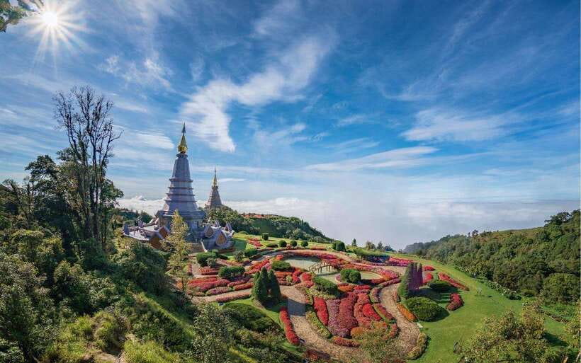 Chiang Mai:Doi Inthanon National Park & Hike at Kew Mae Pan - The summit of Thailand’s highest peak