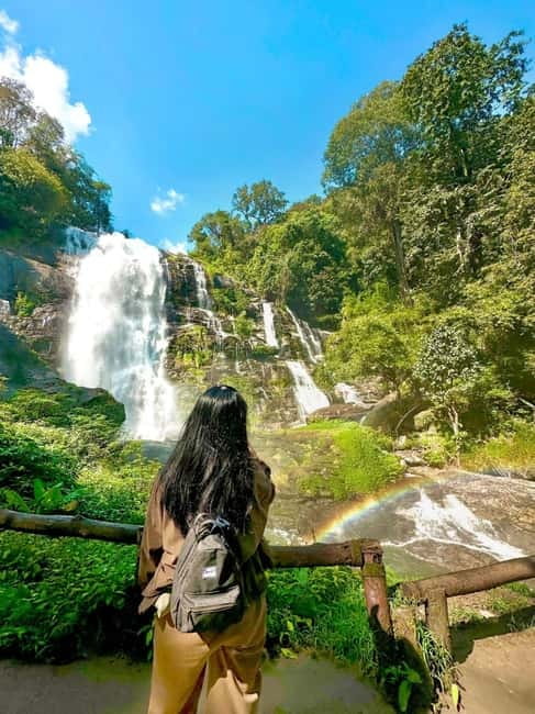 Chiang Mai Doi Inthanon Park Waterfall Pure Sightseeing Tour - The Twin Pagodas and Royal Setting