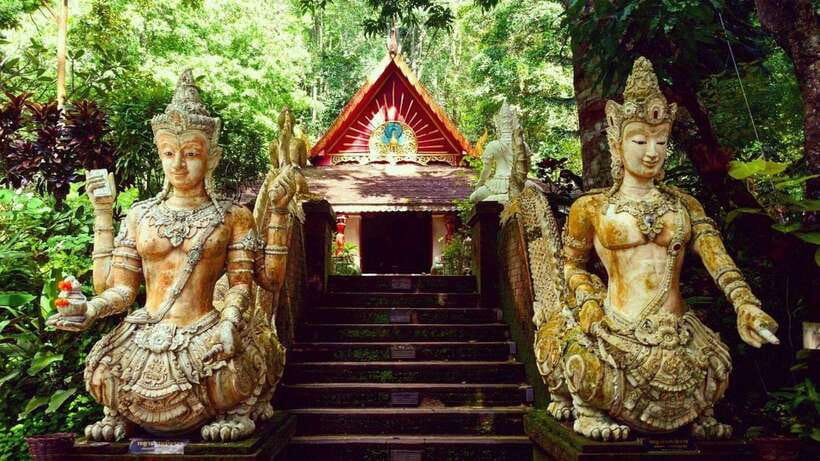Chiang Mai: Doi Suthep and Wat Pha Lat Temple Evening Tour - Wat Pha Lat in the forest