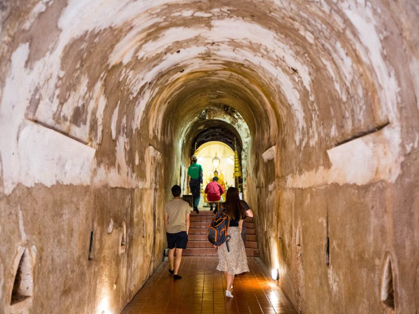 Chiang Mai: Doi Suthep and Wat Umong Enchanting Evening Tour - Why an evening visit changes Doi Suthep