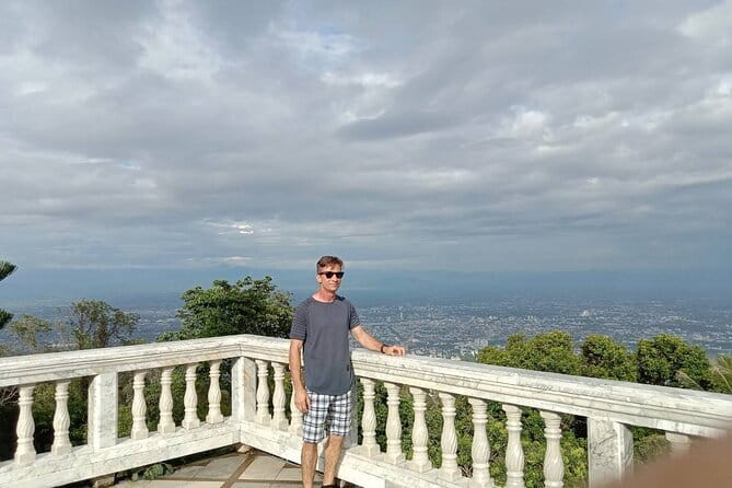 Chiang Mai Doi Suthep Temple and Wat Pha Lat Hike - Why this temple outing works so well