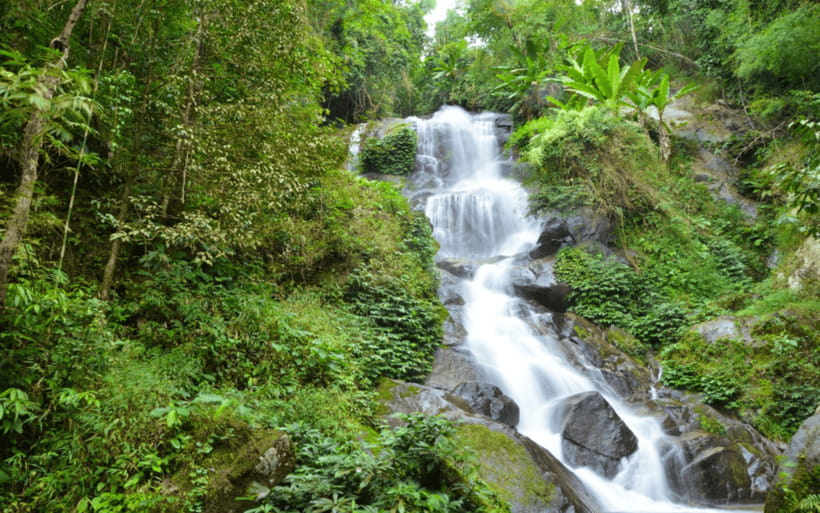Chiang Mai: Doi Suthep Temple and Waterfall by Songtaew Trio - Why this route works so well in four hours