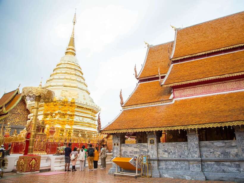 Chiang Mai: Doi Suthep, Wat Umong, and Pha Lat Sunrise Tour - What to wear and pack for temple visits
