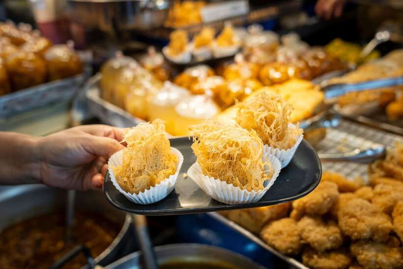 Chiang Mai: Evening Sightseeing and Local Food Guided Tour - Why this evening tour works well in Chiang Mai