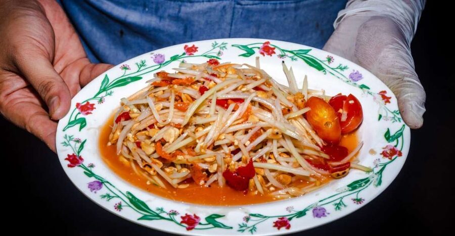Chiang Mai: Food Tour by Songtheaw Truck with 15+ Tastings - Riding a red truck between food stops